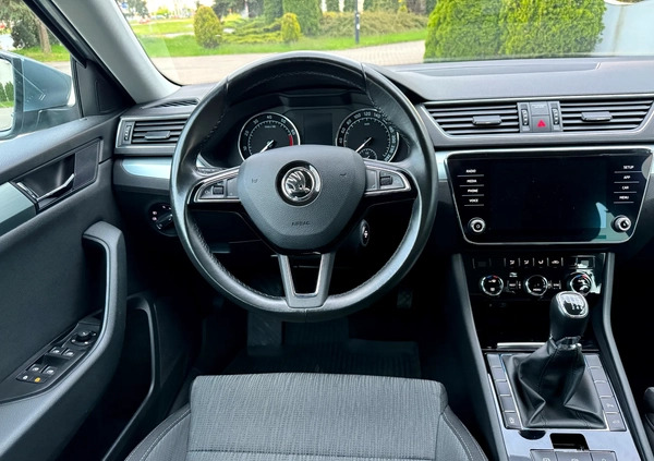 Skoda Superb cena 68634 przebieg: 143000, rok produkcji 2018 z Wyszków małe 631